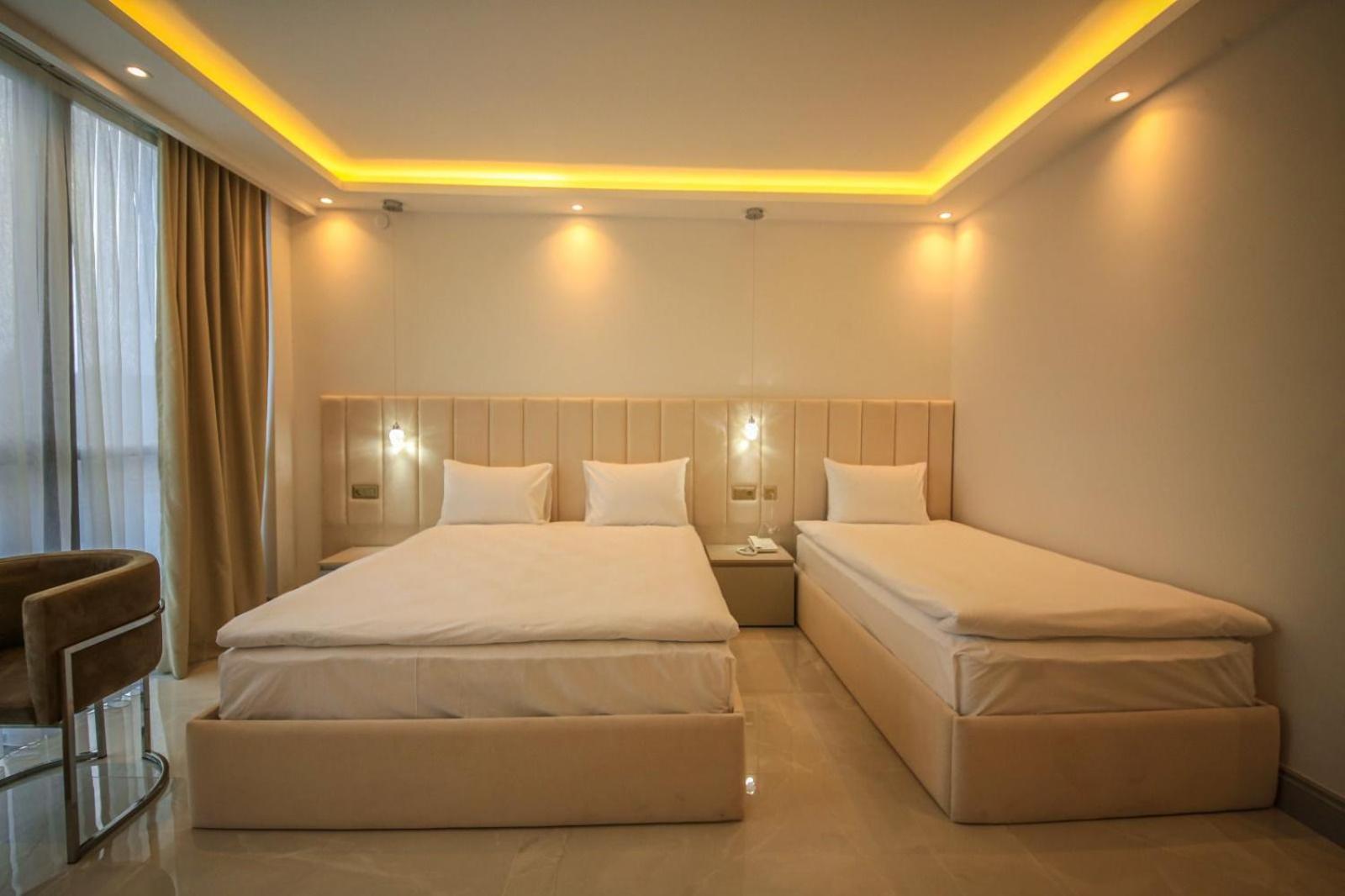 Goerguelue Hotel Merkezkoy ภายนอก รูปภาพ